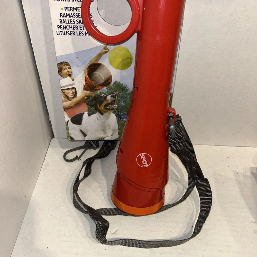 'SPOT'‎ LAUNCH AND FETCH TENNIS BALL LAUNCHER DOG TOY